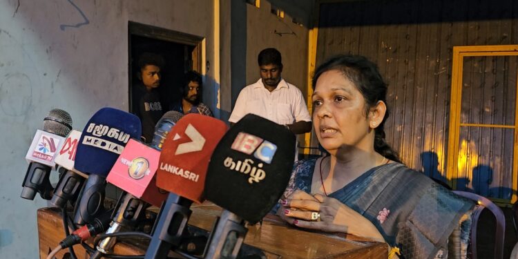 Jaffna ரணில் விக்கிரமசிங்க அவர்களது தேர்தல் பிரச்சார கூட்டம்-விஜயகலா மகேஷ்வரன் உரையாற்றினார்!