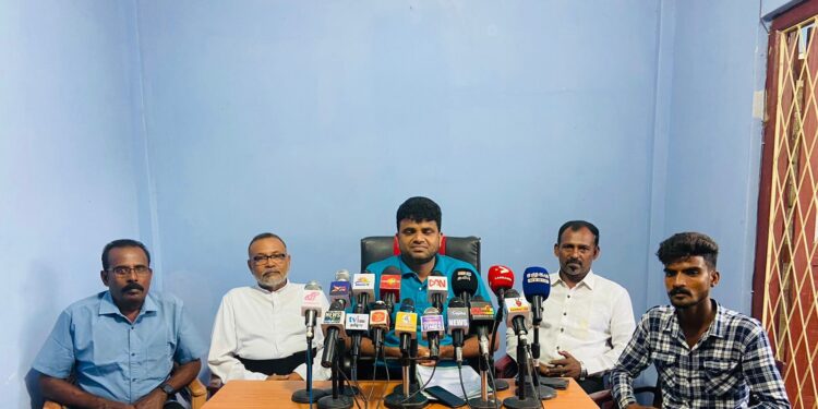 மன்னார்சிந்துஜாவின் மரணத்தில் வைத்தியசாலை தரப்பினர் நீதியுடன் நடந்து கொள்ள வேண்டும் – வி.எஸ்.சிவகரன்
