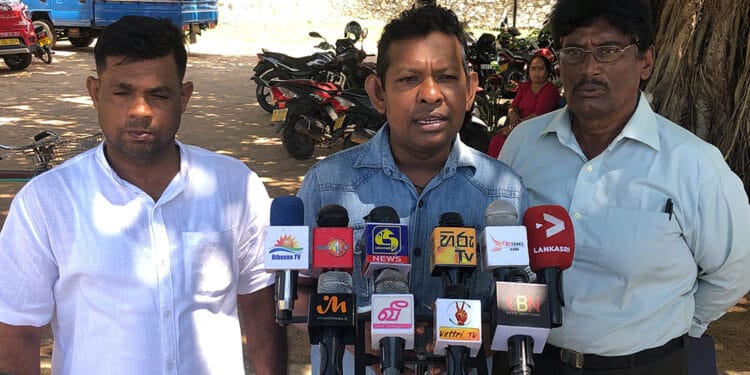 மட்டக்களப்பில் மக்கள் போராட்ட முன்னணி வேட்பு மனுதாக்கல்