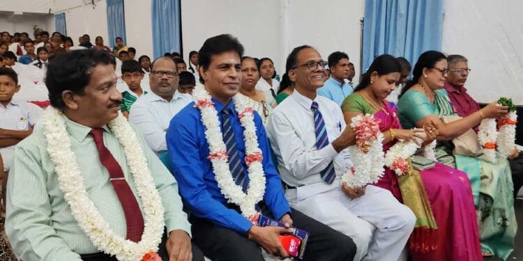 வவுனியா வவுனியாவில் ஜனரஜ சங்கத்தின் பரிசளிப்பு விழா இன்று நடைபெற்றது.