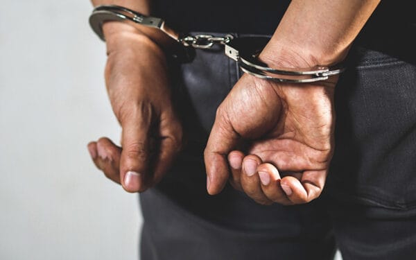 சட்டவிரோதமான முறையில் இரத்தினக்கல் அகழ்வில் ஈடுபட்ட 9 பேர் கைது.