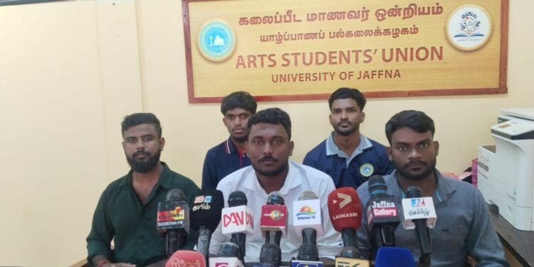 வெள்ளத்தினால் யாழ் . பல்கலை மாணவர்கள் பாதிப்பு.