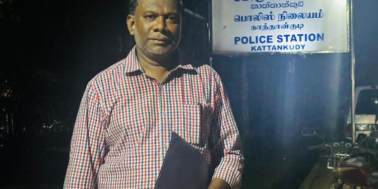 மட்டக்களப்பு தேசிய மக்கள் சக்தியின் வேட்பாளர் பொலிஸ் நிலையத்தில் முறைப்பாடு.