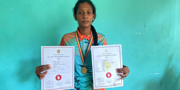 தடைகளை உடைத்து சாதனைபடைத்த மன்னார் வீரமங்கை  யதுர்சிகா – ரவிகரன் எம்.பி வாழ்த்து.