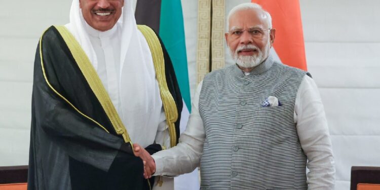 குவைத்திற்கு விஜயம் மேற்கொண்ட இந்திய பிரதமர் மோடி.
