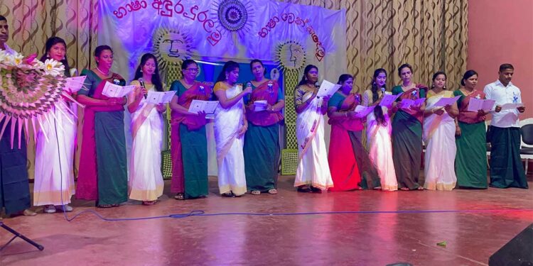 மன்னாரில் சிறப்பாக இடம்பெற்ற இரண்டாம் மொழி கற்கை நெறி சான்றிதழ் வழங்கும் நிகழ்வு.