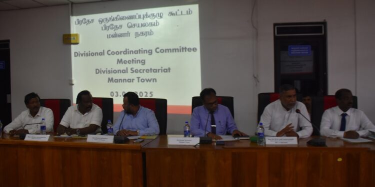 காற்றாலை மின் உற்பத்தி மற்றும் கனிய மணல் அகழ்வு தற்காலிகமாக நிறுத்த மன்னார்  பிரதேச ஒருங்கிணைப்புக் குழு கூட்டத்தில் தீர்மானம்.