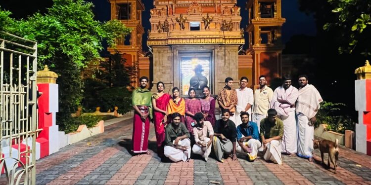 யாழ் . பல்கலைக்கழக மாணவர்களின் திருவெம்பாவைப் பாராயணம்.