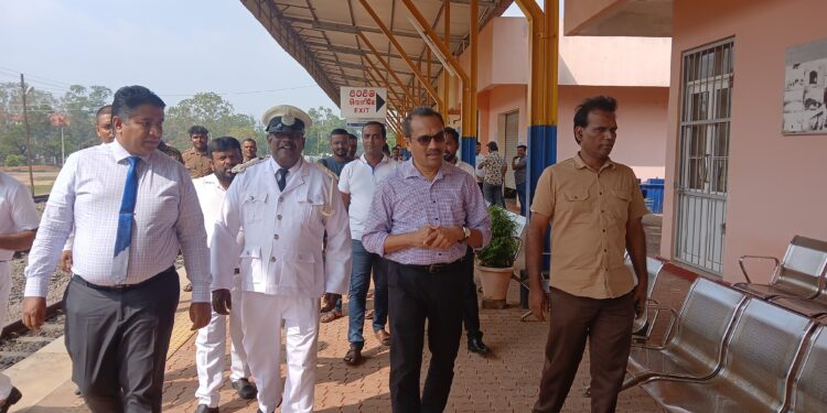 கெகலிய ரம்புக்கல பெற்ற நட்டஈட்டை  கிளிநொச்சி மாவட்டத்தை அவிவிருத்தி செய்திருக்கலாம் – அமைச்சர் விமல் ரட்நாயக்க