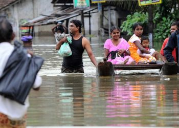 கிளிநொச்சி பிரதேசத்தில் கடும் மழையால்  வெள்ளம்…