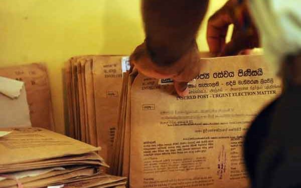 யாழில் 21 ஆயிரத்து 064 பேர் அஞ்சல்  மூலம் வாக்களித்கத் தகுதி…