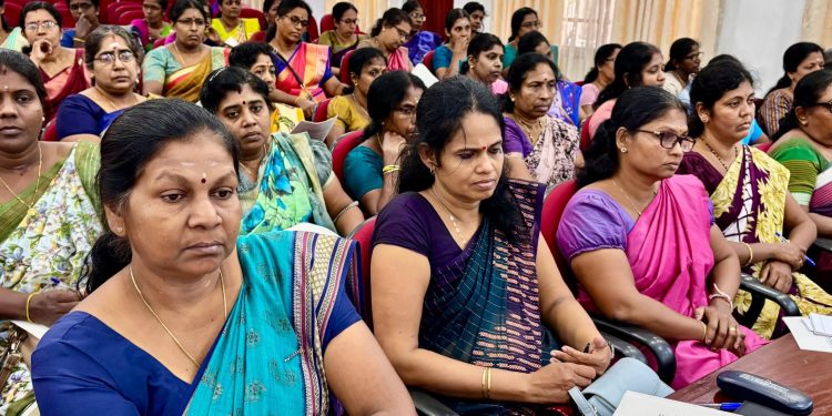 அஞ்சல் வாக்கெண்ணும் அலுவலர்களுக்கான முன்னாயத்த செயலமர்வு…
