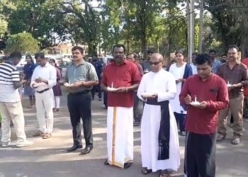 வவுனியாவில் பாப்பரசர் நினைவாக துக்க தினம் அனுஸ்டிப்பு…