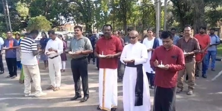 வவுனியாவில் பாப்பரசர் நினைவாக துக்க தினம் அனுஸ்டிப்பு…