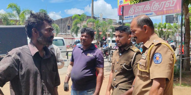 வவுனியா மாநாகரசபையால் அங்காடி வியாபார கொட்டகை அகற்றம்…
