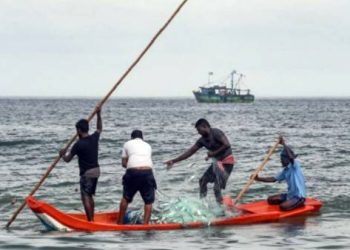 மீனவர்களுக்கு காலநிலை அவதான நிலையம் சிவப்பு எச்சரிக்கையை விடுத்துள்ளது.