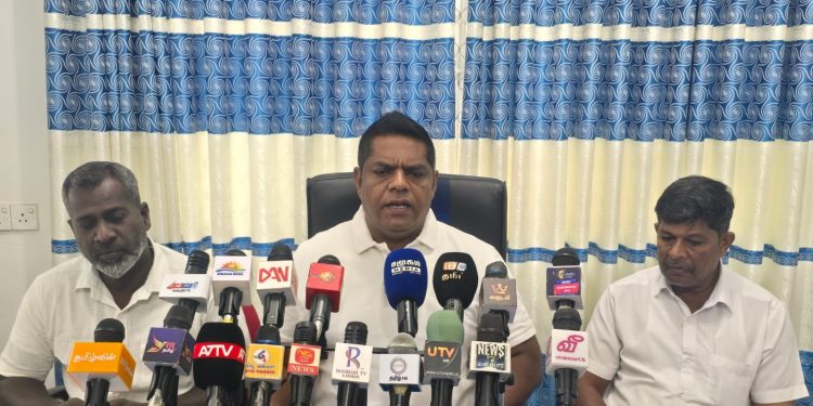 மன்னார் நகர எல்லைக்குள் கடைகள் ஏல விற்பனை – டானியல் வசந்தன்