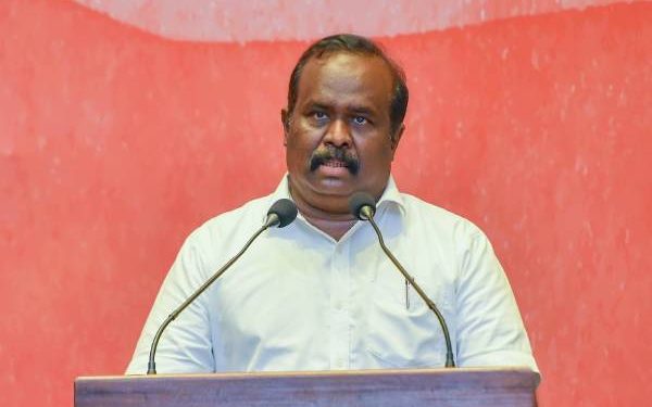 ரெலோவின் தலைவராக மீண்டும் செல்வம் அடைக்கலநாதன் தெரிவு