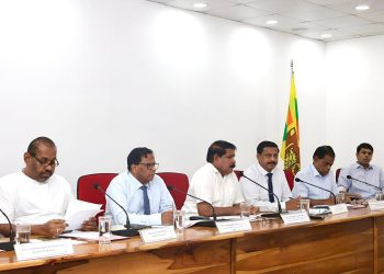 யாழில். அபிவிருத்தி திட்டங்களை மேற்கொள்வதில் கடும் சவால் –  கடற்தொழில் அமைச்சர்