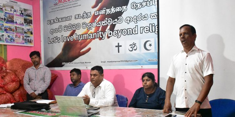 மன்னாரில் 40 விவசாயிகளுக்கு விதைக்கடலைகள் வழங்கி வைப்பு