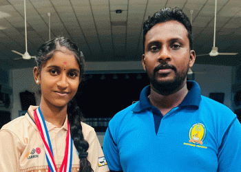 மாகாண மட்ட கரம் போட்டியில் வெற்றி பெற்ற  வேலணை மாணவி