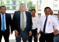 காணாமல் ஆக்கப்பட்டவர்களின் உறவினர்களை யாழ்.மாவட்ட செயலகத்தில் சந்தித்த நீதி அமைச்சர்