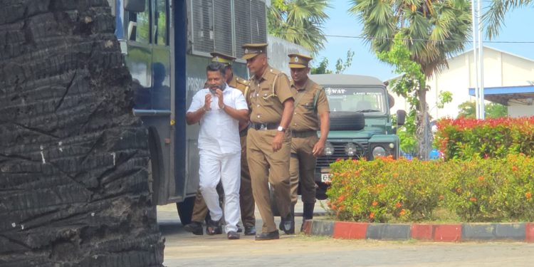 பிள்ளையான் உட்பட 3 பேருக்கு விளக்கமறியல்