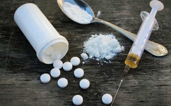 போதைப்பொருளை உடலுக்குள் மறைத்து வைத்திருந்த நபர் உயிரிழப்பு