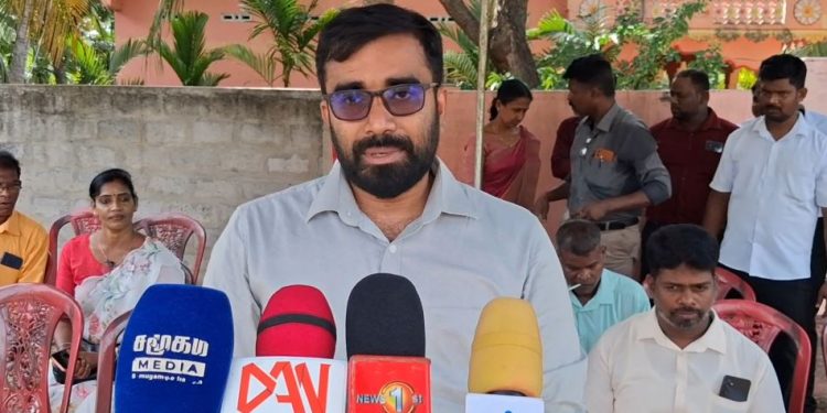 தமிழ் பிரதிநிதிகள் என சொல்பவர்கள் தரகு வேலை பார்க்கின்றார்கள் – க.இளங்குமரன்