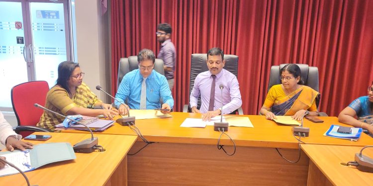 கிளிநொச்சி மாவட்ட செயலகத்தில் இடம்பெற்ற விசேட கலந்துரையாடல்
