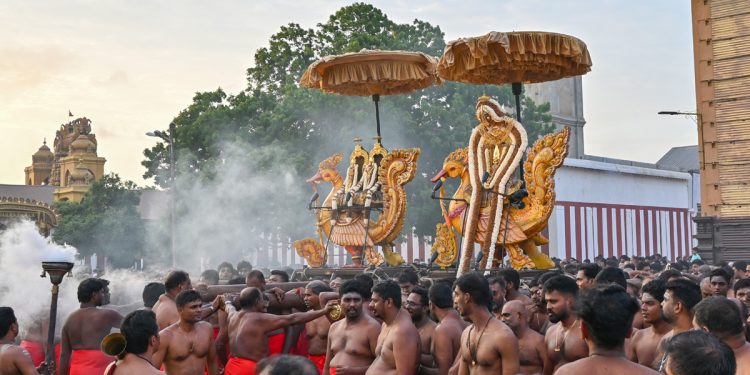 நல்லூர் கந்தசுவாமி ஆலயத்தின் ஐந்தாம் நாள்  திருவிழா