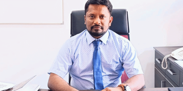வடக்கில் அனுமதி பத்திரங்களின்றி சேவையில் ஈடுபடும் பேருந்துகள்