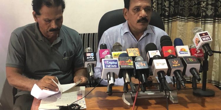 நா.உ.பி ஏ.எல்.எம்.ஹிஸ்புல்லாவுக்கு எதிராக ஈரோஸ் கட்சி தலைவர் இரா. பிரபாகரன் பொலிஸில் முறைப்பாடு