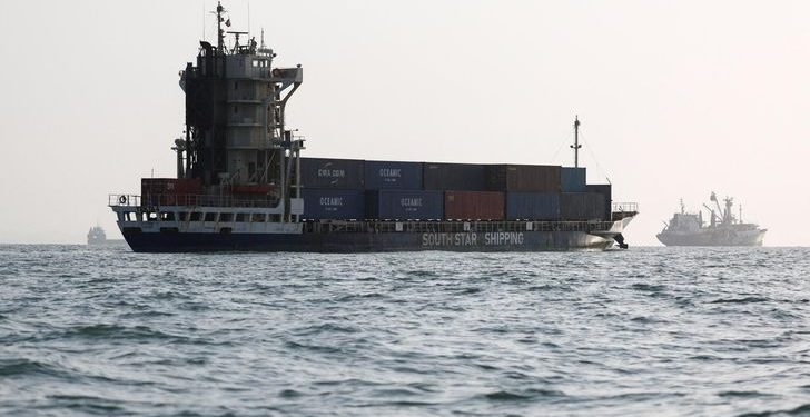 ஹார்முஸ் நீரிணையை மீண்டும் திறக்க ஈரான் கெடுபிடி