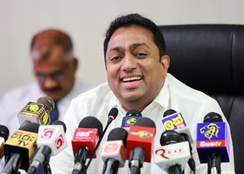 முன்னாள் அமைச்சர் அகிலவிராஜ் காரியவசம் கைது – 18ஆம் திகதி வரை விளக்கமறியல்.