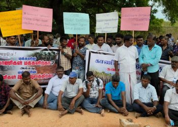 வசாவிளான் பகுதி காணிகளை விடுவிக்குமாறு கோரி போராட்டம் முன்னெடுப்பு