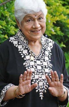 பழம்பெரும் நடிகை சௌகார் ஜானகி தீவிர சிகிச்சைப் பிரிவில் மருத்துவமனையில் அனுமதி