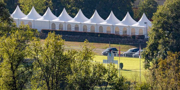 ஸ்விட்சர்லாந்து ரேவ் பார்ட்டியில் துப்பாக்கிச் சூடு: 22 வயது பெண் பலி
