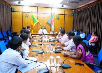 சுதுமலையில் குளங்களைத் தூர்வார தீர்மானம்