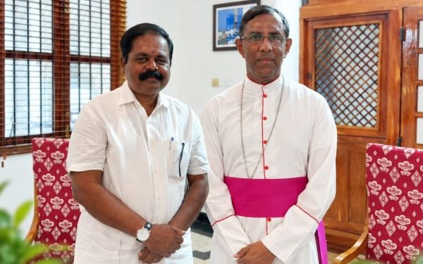 யாழ். ஆயருடன் பா.உ.சிறீதரன் முக்கிய கலந்துரையாடல்