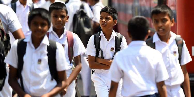 பிரபல பாடசாலை மாணவர்கள் மீது தாக்குதல்
