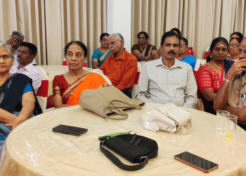 சமூக உயர்வுக்கு வித்திட்ட ஆசிரியர்களுக்கு வவுனியா பழைய மாணவர்கள் கௌரவிப்பு