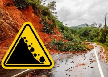 ஹட்டன் கொழும்பு பிரதான வீதியில் மண்சரிவு