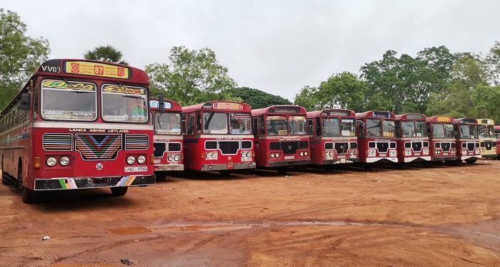 வடமராட்சி கிழக்கில் அரச பேருந்தால் அவதியுறும்  பயணிகள்