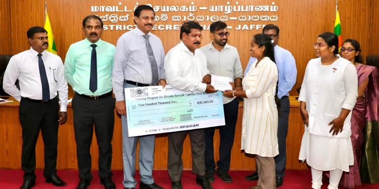 யாழில். 34 பயனாளிகளுக்கு வாழ்க்கைக்கான வலிமை வீட்டு திட்டம்
