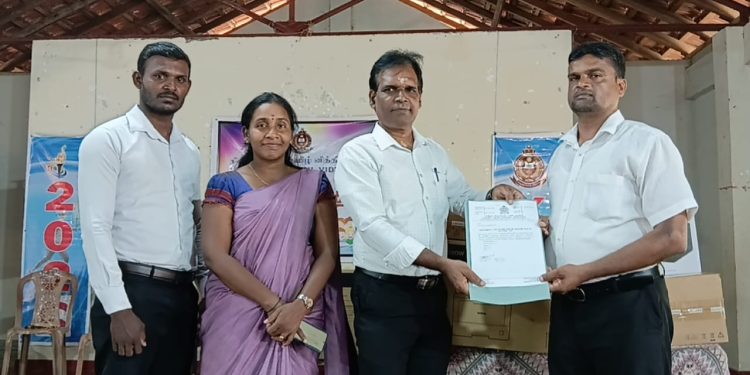 கண்டாவளை பாடசாலைகளுக்கு 15 இலட்சம் ரூபா நிதியுதவி