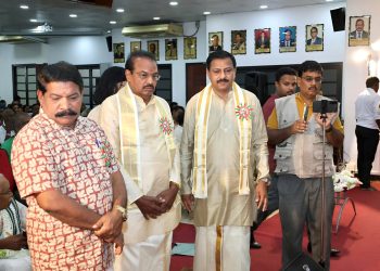 யாழ் மாவட்ட பண்பாட்டுப் பெருவிழா கோலாகலம் – மூத்த கலைஞர்களுக்கு “யாழ்முத்து” விருது