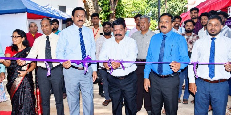 ஒரு இலட்சத்திற்கு மேற்பட்டோருக்கு அரச வேலை வாய்ப்பு