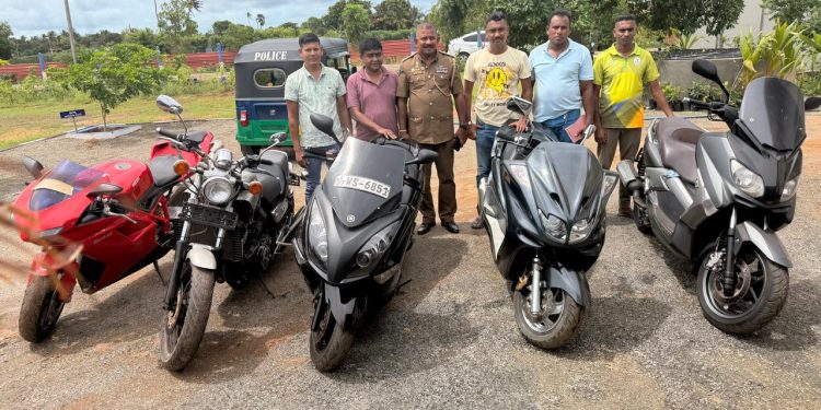 யாழில் சட்டவிரோதமாக இறக்குமதி செய்யப்பட்ட 7 மோட்டார் சைக்கிள்கள் பறிமுதல்