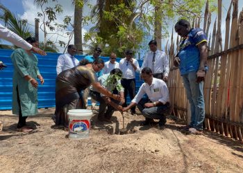 மன்னாரில் பயனாளிகளுக்கான வீடுகள் வழங்கும் நிகழ்வு ஆரம்பம்